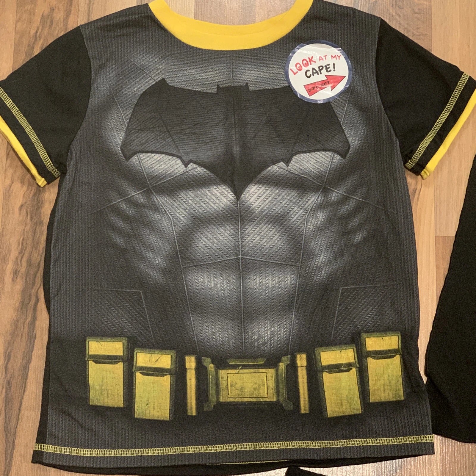 DC Comics Batman (Sz 7) Boys Character 3pc (Shirt, Pant, Cape) PJ Pajama Set