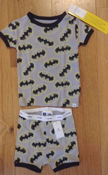 CHOOSE NWT Gap Boy Short Sleeve Pajamas Batman Sharks  6-12 12-18 Months