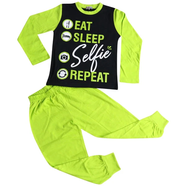 Kids Girls Boys Designer Eat Sleep Selfie Repeat Pyjamas Lounge Wear PJS 2-13 Yr